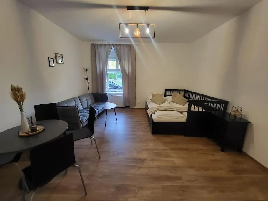 Exklusive Gartenwohnung Vienna
